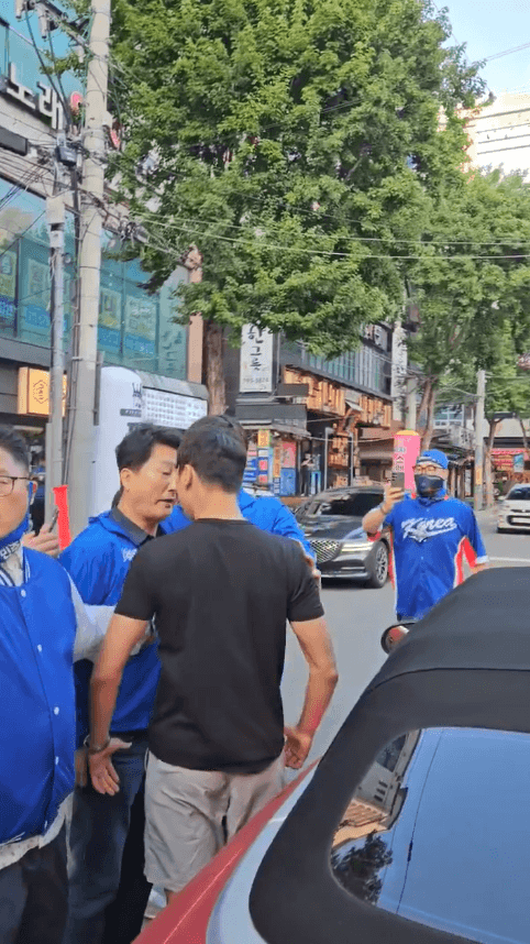 클릭하시면 원본 이미지를 보실 수 있습니다.