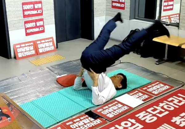 클릭하시면 원본 이미지를 보실 수 있습니다.